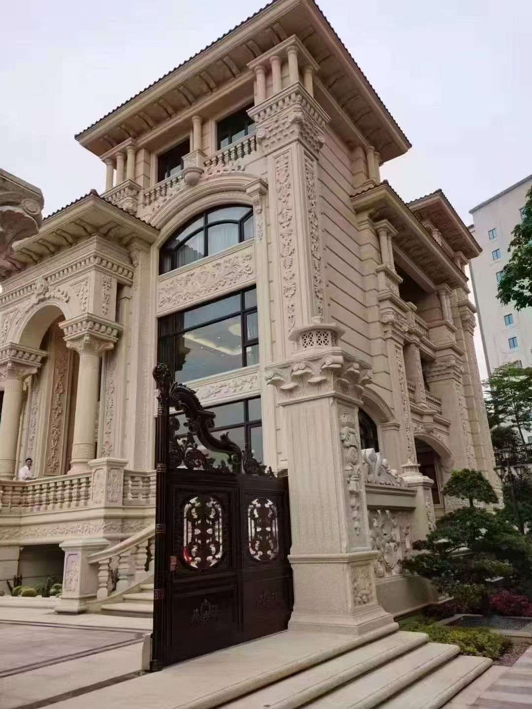 唐山黄金麻别墅外墙异形定制