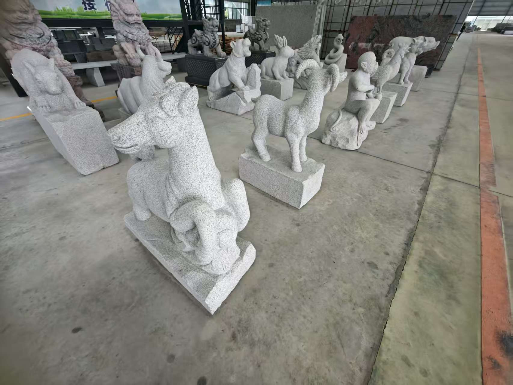 唐山芝麻白雕刻 十二生肖 异形雕刻