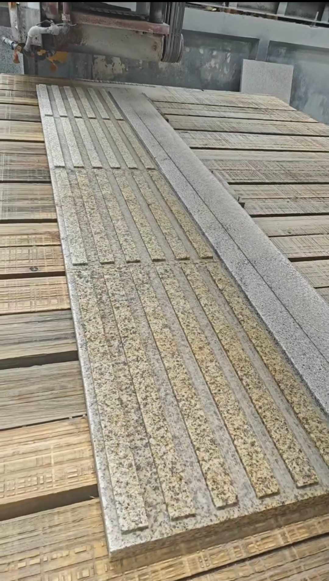 唐山黄金麻盲道石 盲条